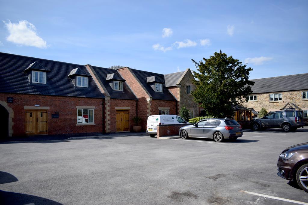 The White Hart Inn Alfreton Exteriör bild